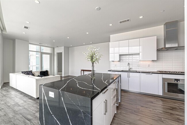Foto del edificio - 4521 San Felipe St