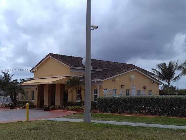 Foto del edificio - 2903 SE 17th Ave