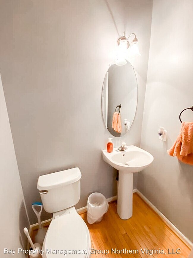 Foto del edificio - 5 br, 3.5 bath House - 20789 Rainsboro Dr