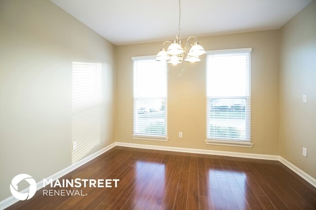 Foto del edificio - 4296 Brackenwood Dr