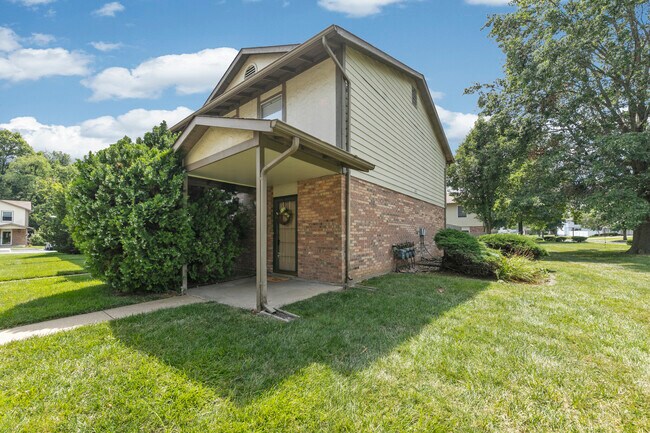 Foto del edificio - 43 Park Charles Blvd S