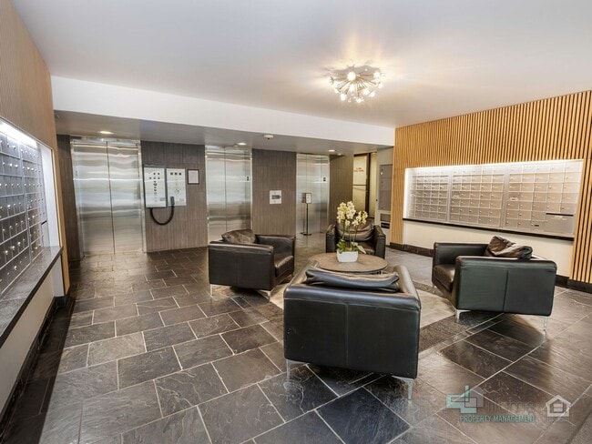 Foto del edificio - Ideal Urban Retreat – 1-Bedroom Near PSU with Great Amenities