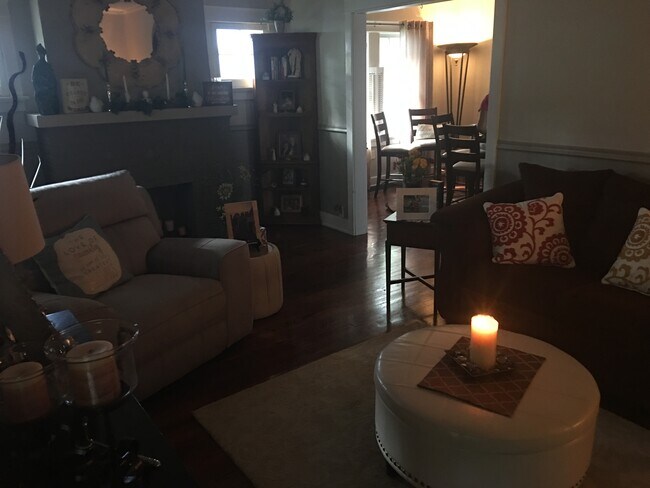 Foto del edificio - 217 Peach Orchard Ave