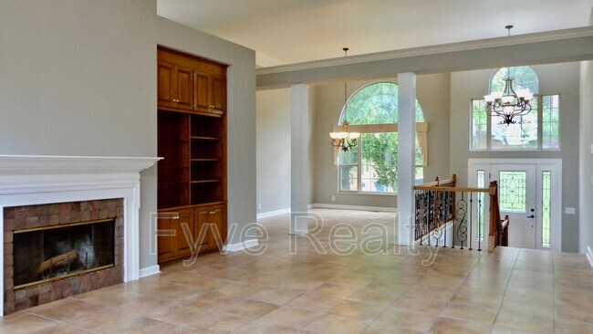 Building Photo - 425 Chickasaw Trail