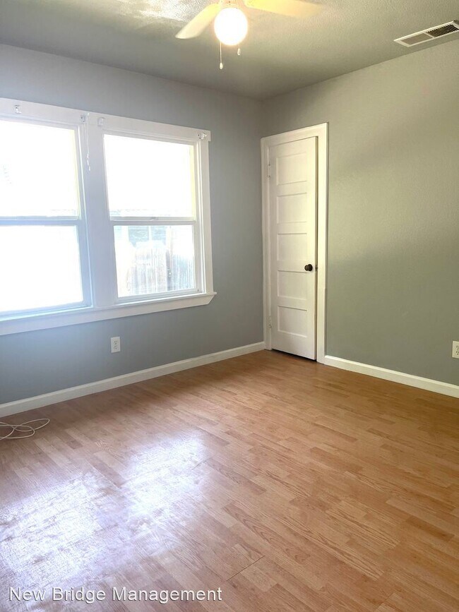 Building Photo - 2 br, 1 bath House - 1501 Fig Ave