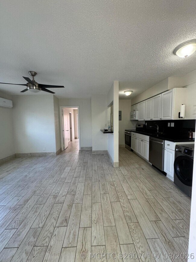 Foto del edificio - 340 SW 16th Ct