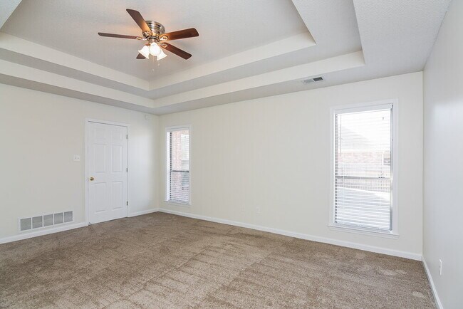 Foto del edificio - 7942 Breezy Meadows Ln