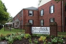 Foto del edificio - 7010 Mornington Rd