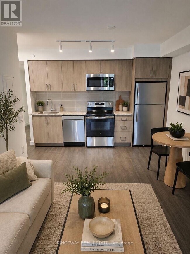 Photo du bâtiment - 4010 Eglinton Ave W