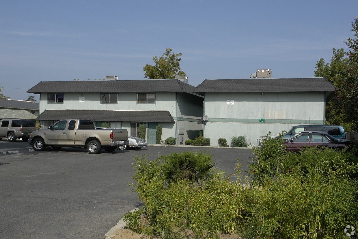 Primary Photo - 2001 Atwater Blvd