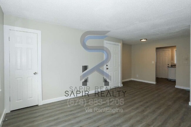 Foto del edificio - 2055 Alison Ct SW