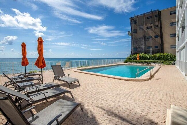 Building Photo - 4200 S Ocean Blvd