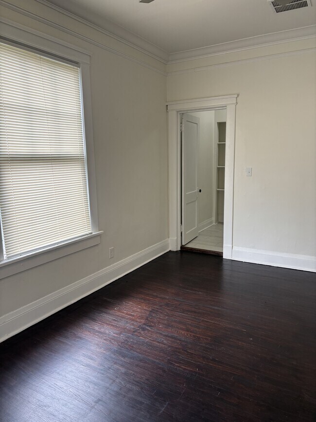 Foto del edificio - 1708 Glenview Ave