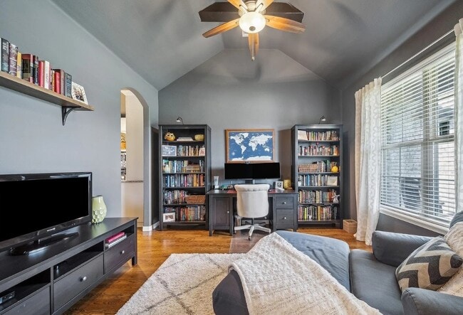 Foto del edificio - 18409 E 50th Pl S