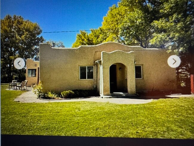 Building Photo - 8351 S River Rd