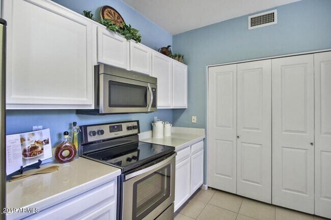 Foto del edificio - 11260 N 92nd St