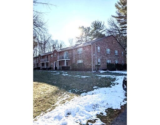 Primary Photo - 22 Kingswood Dr