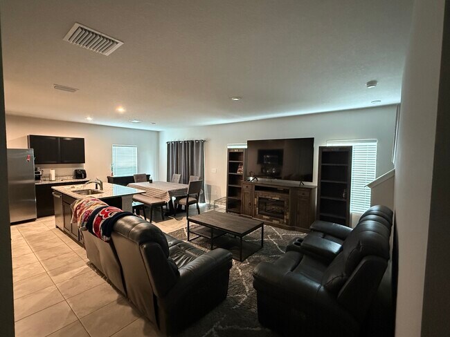 Foto del edificio - 4719 Bernard Blvd