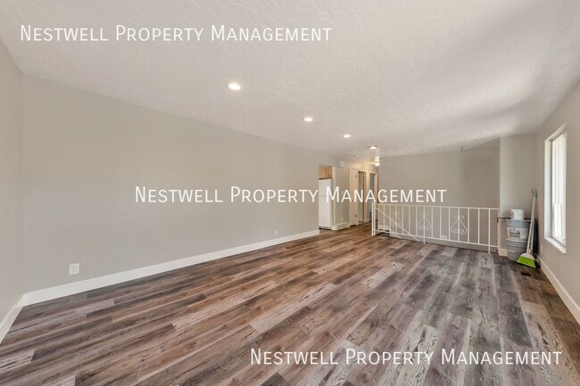 Foto del edificio - 4547 E Wellington St