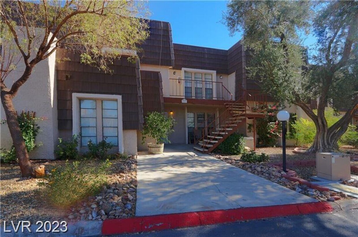 Primary Photo - 3909 Cambridge St.