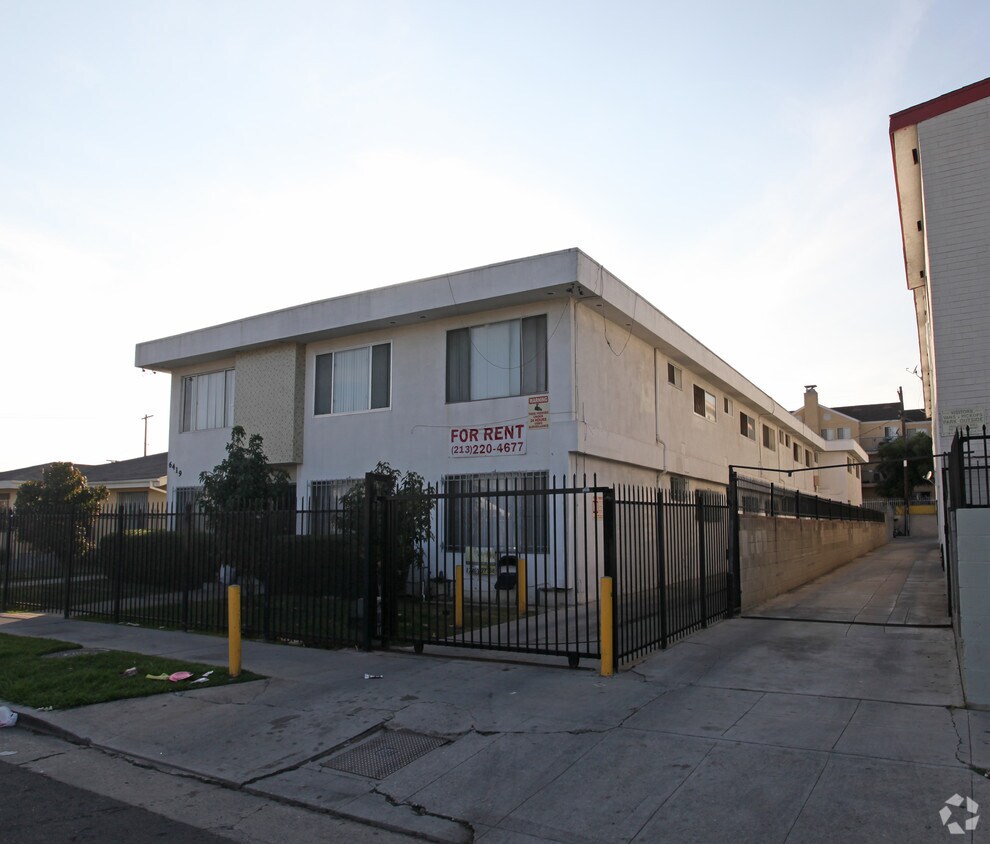 Building Photo - 6419 Brynhurst Ave