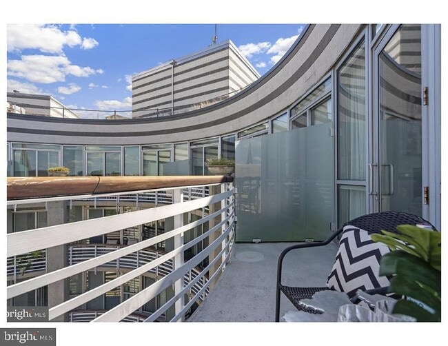 Foto del edificio - 1300 13th St NW