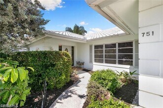 Building Photo - 751 Orchid Ct