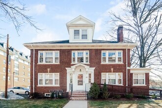 Building Photo - 310 Allston St
