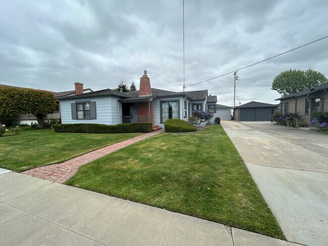 Foto del edificio - 2BR/ 1BA House In South Salinas
