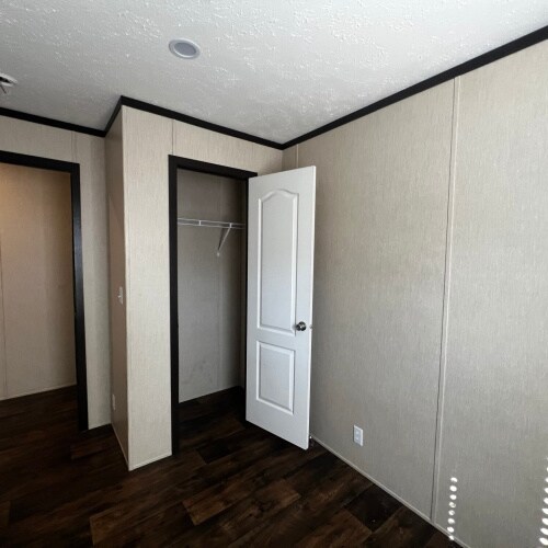 Building Photo - 928 Sharpe Rd