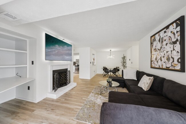 Building Photo - 2209 Hunters Run Dr