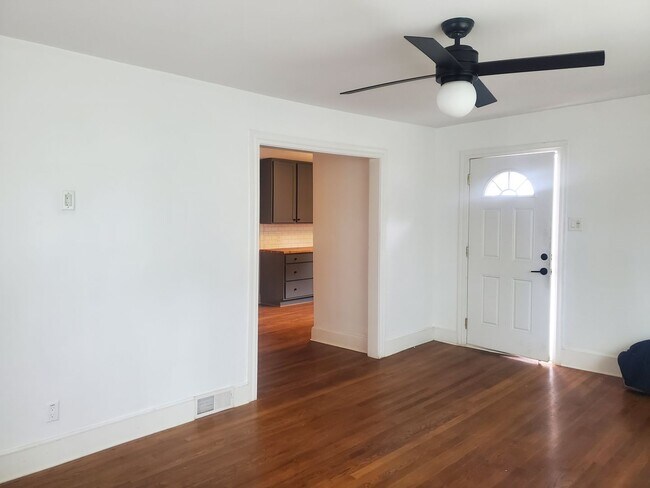Foto del edificio - 3212 Alabama Ave