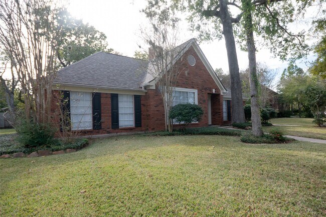 Foto del edificio - 15510 Park Estates Ln