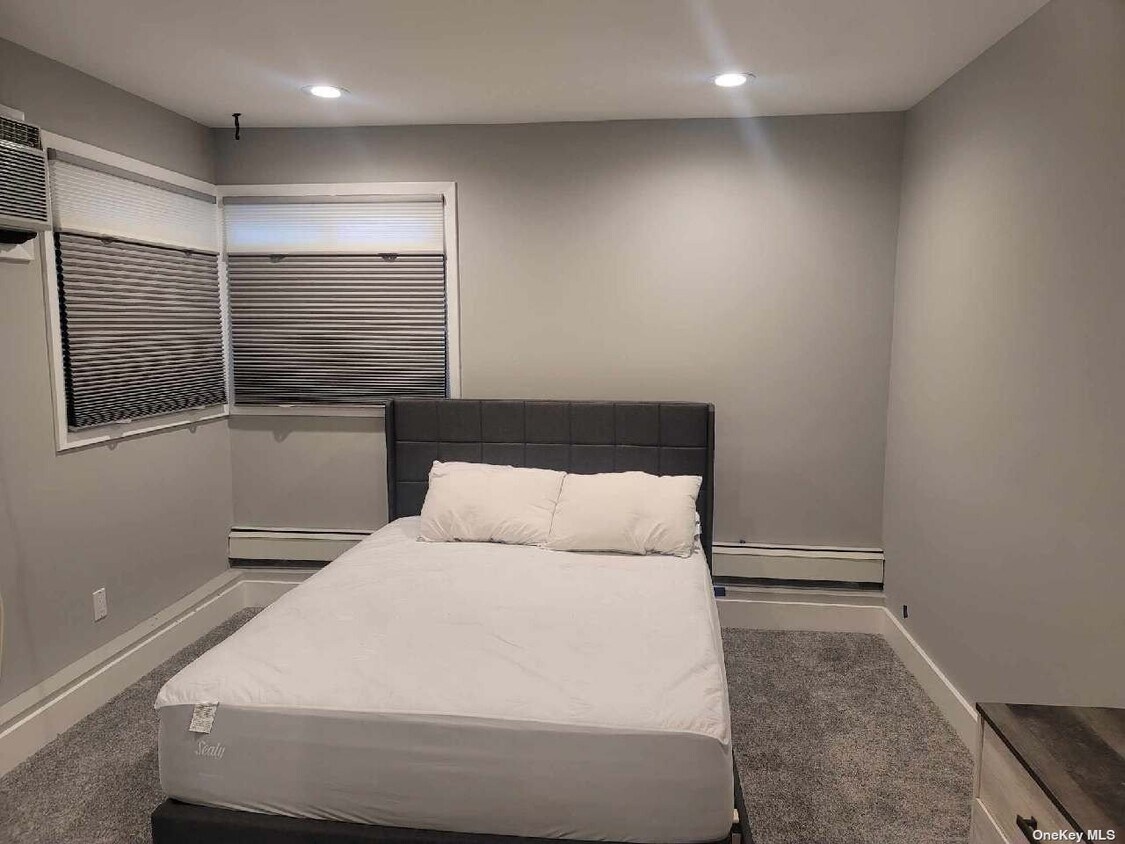 7 Gregg Ct, Deer Park, NY 11729 Apartment for Rent in Deer Park, NY