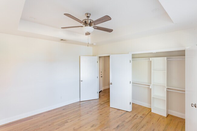 Foto del edificio - 4914-4916 San Jacinto St