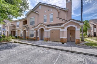 Building Photo - 17942 Villa Creek Dr