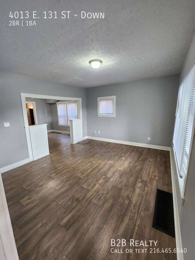 Building Photo - 4013 E. 131 ST-Down