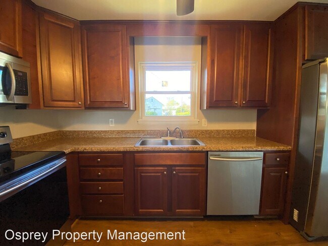 Foto del edificio - 5 br, 2 bath House - 809 Stratford Hall Dr
