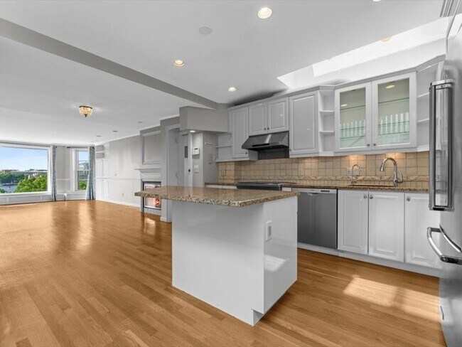 Foto del edificio - 458 Beacon St