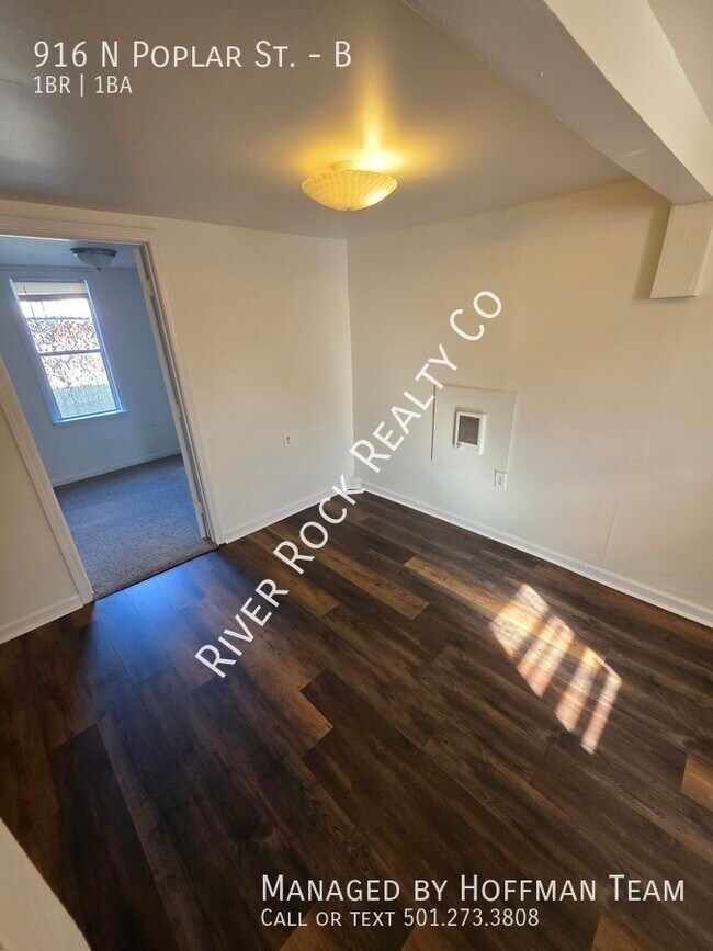 Foto del edificio - 916 N Poplar St