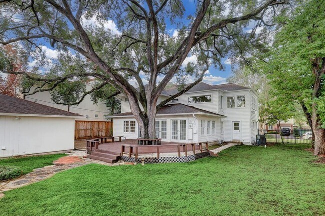 Foto del edificio - 2615 Cason St