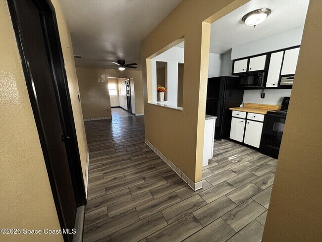 Foto del edificio - 4070 Baker Ave