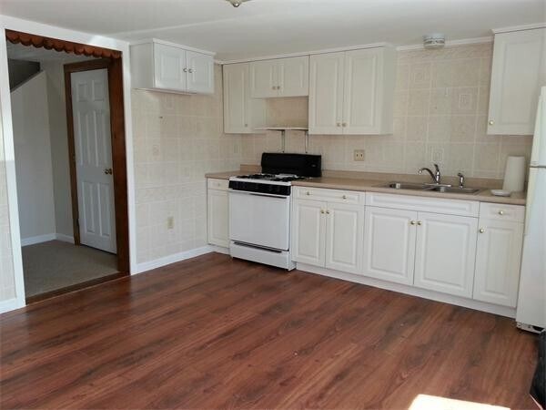 Foto del edificio - 4 Roy Ave