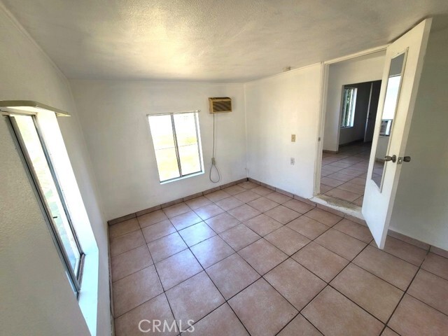 Foto del edificio - 10217 24th St