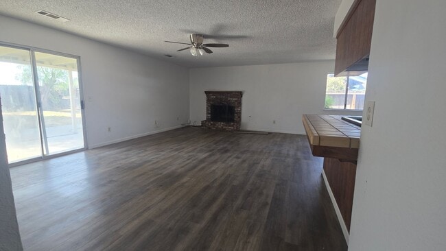 Foto del edificio - 2146 Neill Way