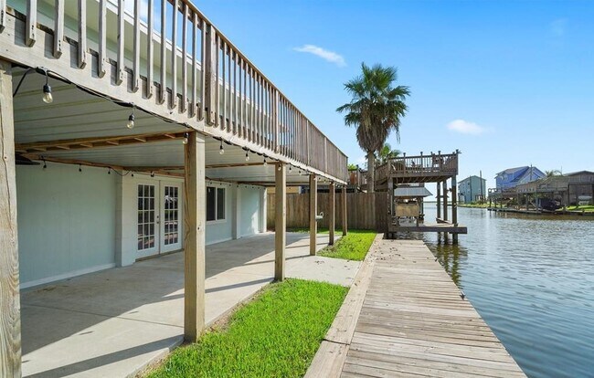 Foto del edificio - 109 Bayou Vista Dr