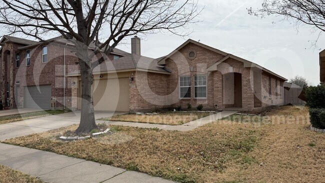 Foto del edificio - 476 Eisenhower Ln