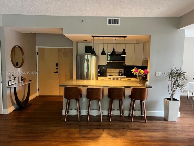 Foto del edificio - 9755 NW 52nd St