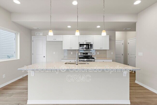 Building Photo - 6106 Venado Grv