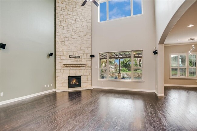 Building Photo - 106 Wester Ross Ln